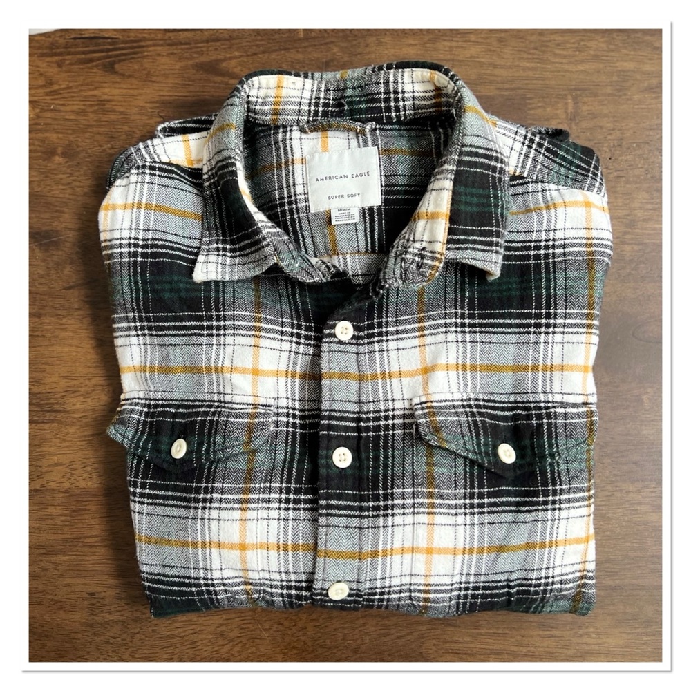 AMERICAN EAGLE Super Soft 100% Cotton Button Shirt